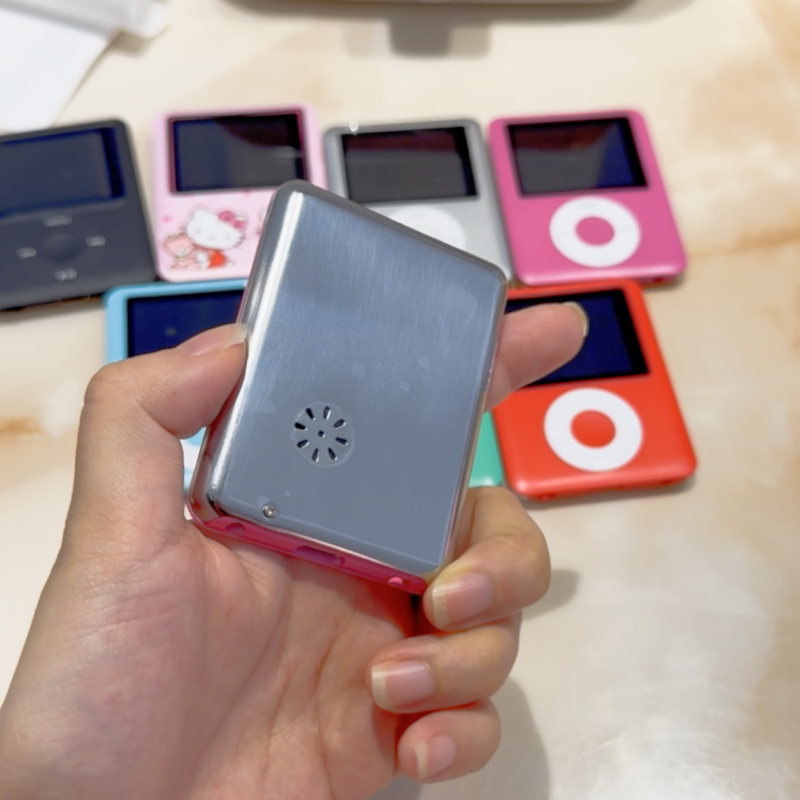 Hello Kitty Mp3 Music Player S - مراجعة Audio Music Player وسعره